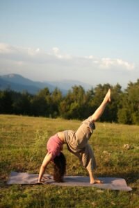 10 Técnicas de Yoga para Dormir mais Rápido (Funciona!)